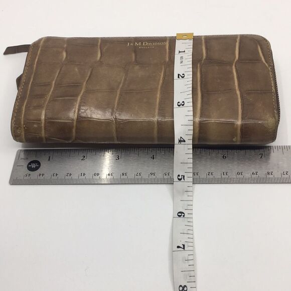 J & M Davidson Tan Leather Croc Embossed zip around zippy long wallet - Picture 15 of 17